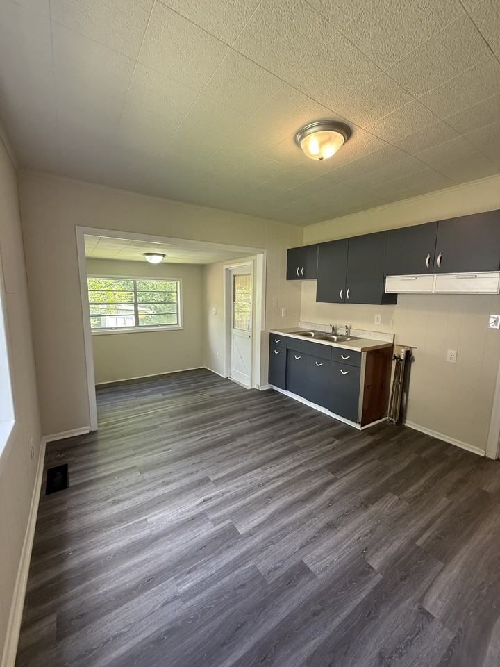 6144 Court M #1 - Photo 6 of 11