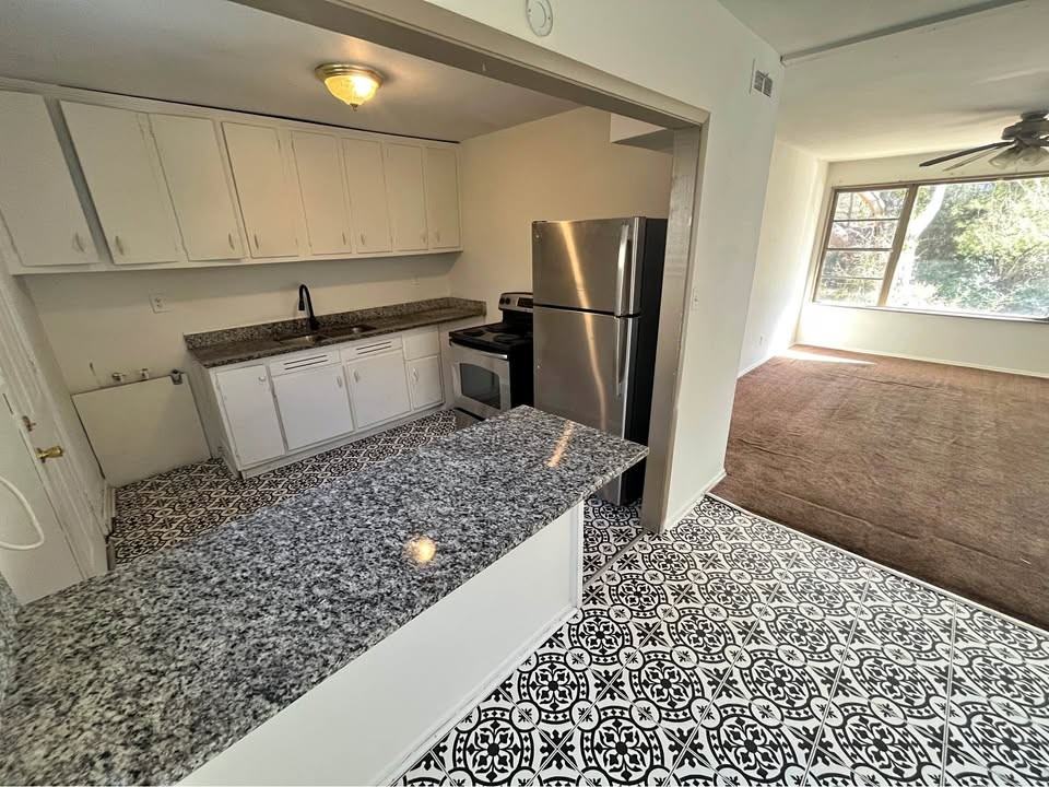 1405 Wyman St Ne #0 - Photo 6 of 10