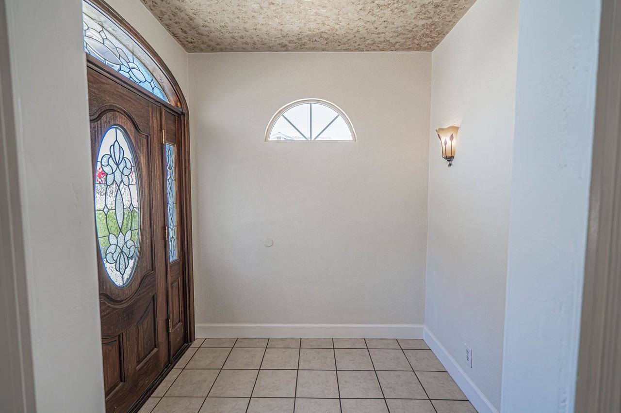 27727 Spandau Dr - Photo 2 of 31