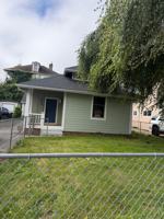 featured image of 421 Golden Ave