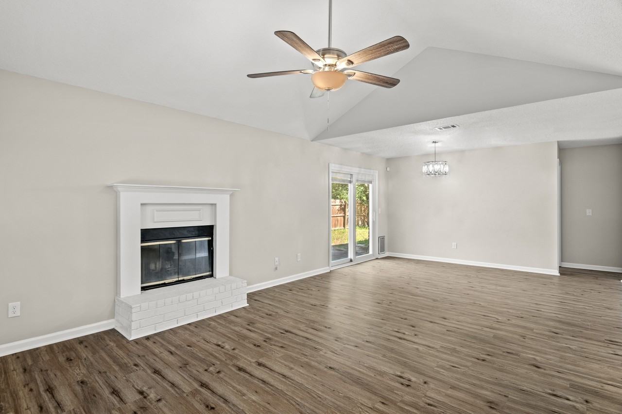 1796 Talmadge Rd #1 - Photo 4 of 23