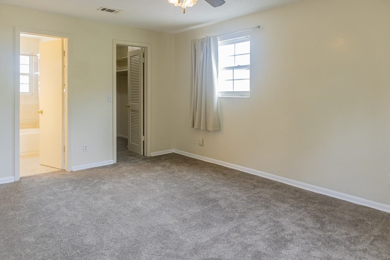 5039 Winchester Dr S #1 - Photo 7 of 18
