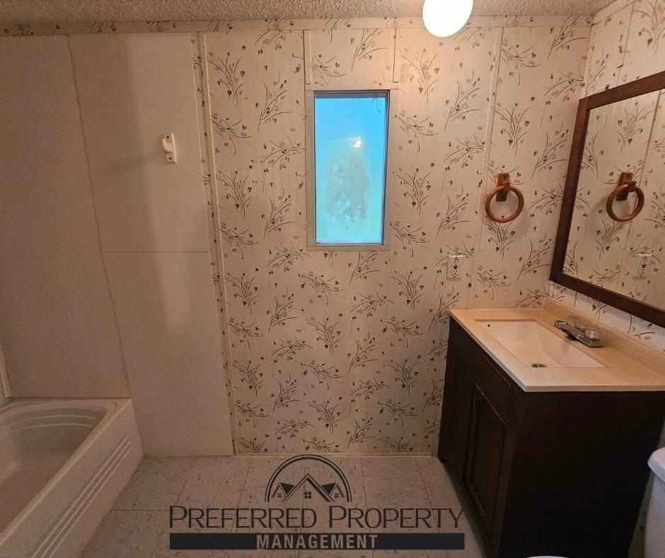 1422 Farm to Market 706 - 39 #39 - Photo 6 of 14