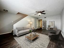 featured image of 17 Powhattan Dr