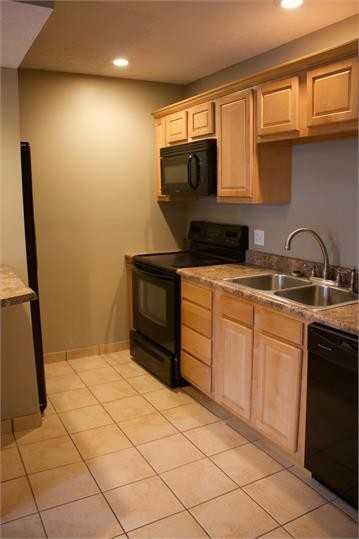 Wilkinson Rd #198-8 - Photo 5 of 7
