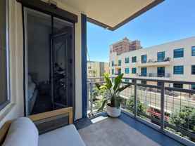 150 The Promenade N #415 - Photo 1 of 1