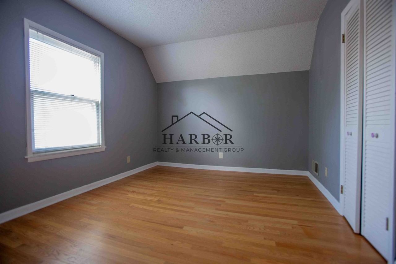 825 6th Ave Sw - Photo 5 of 20