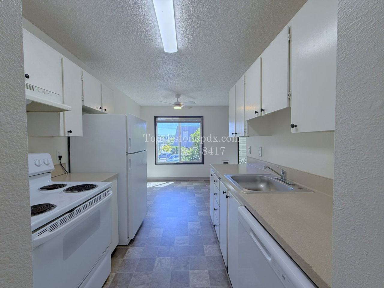 5804 Se Milwaukie Ave #1 - Photo 2 of 20