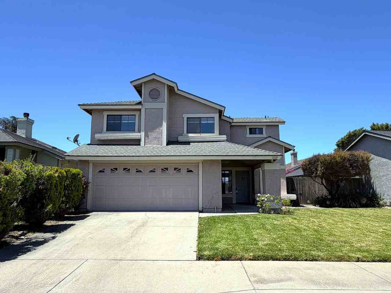 1221 Primrose Ct - Photo 2 of 2