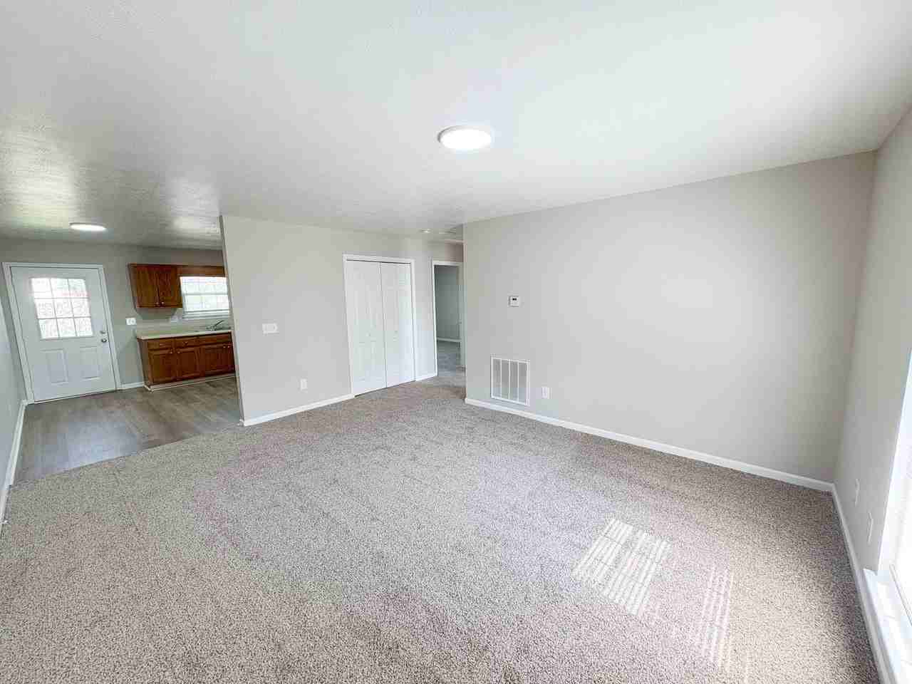 Now Leasing - Photo 5 of 7