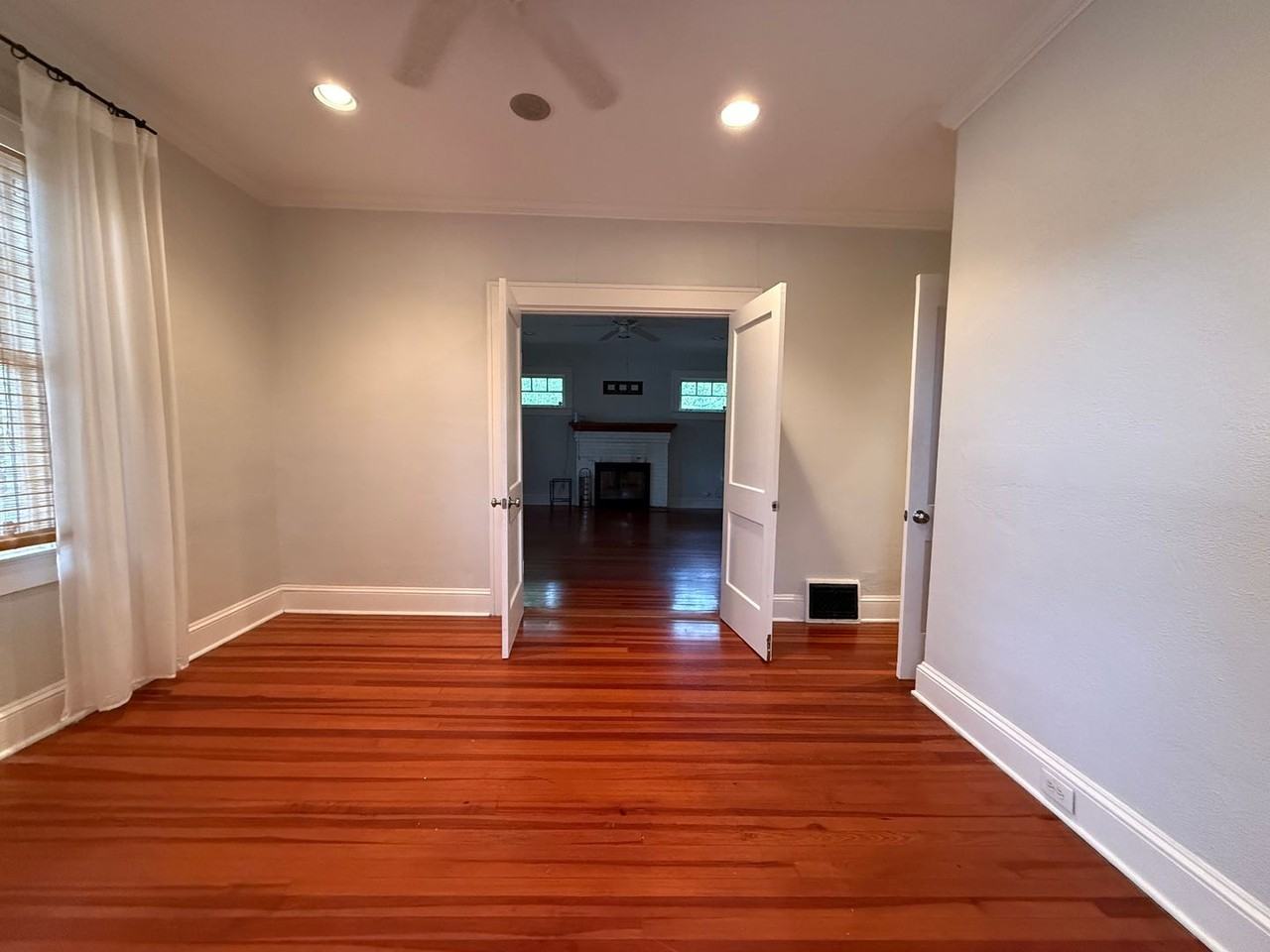 633 E Park Ave - Photo 6 of 16