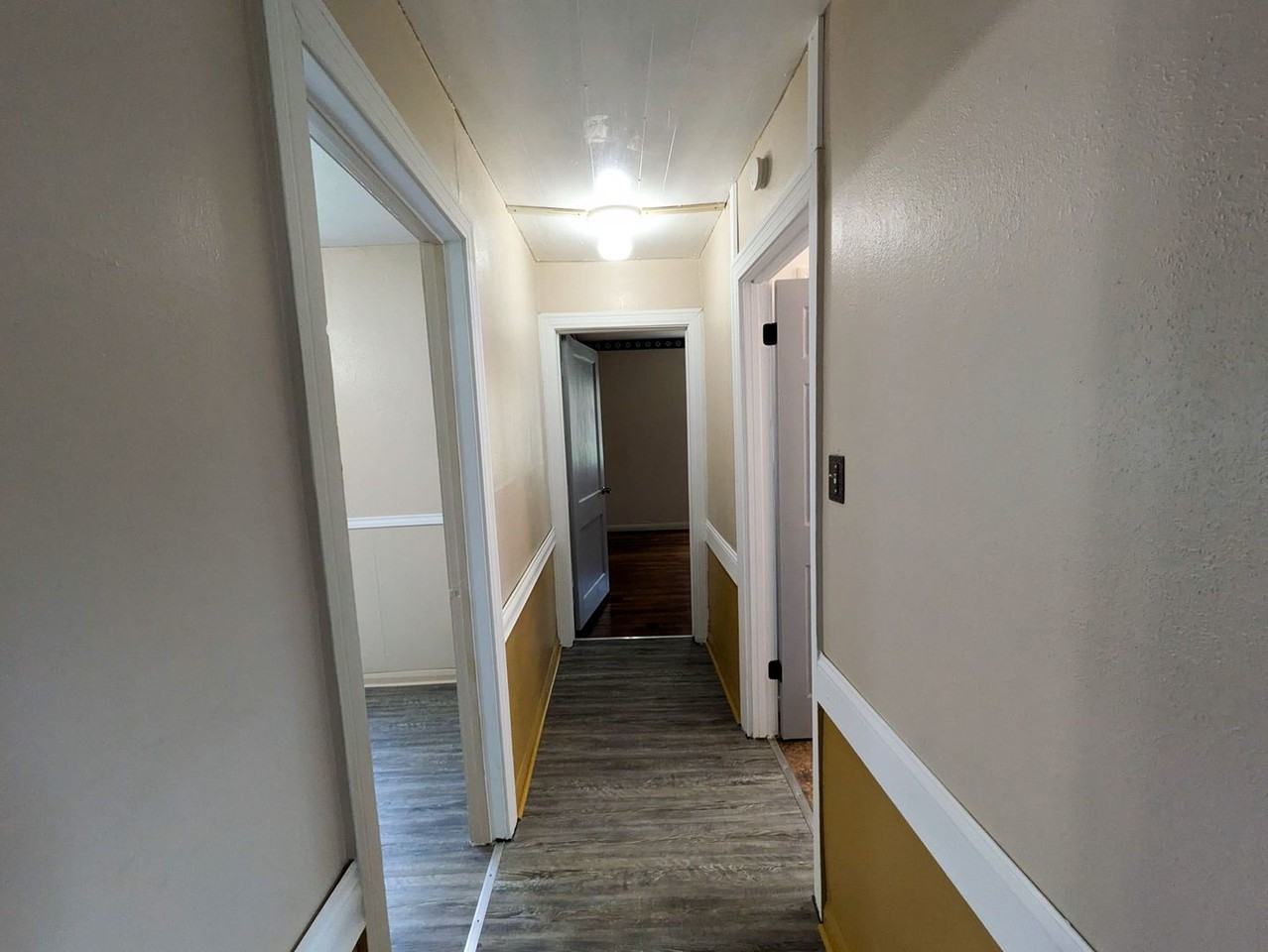 3130 29th St - Photo 7 of 12