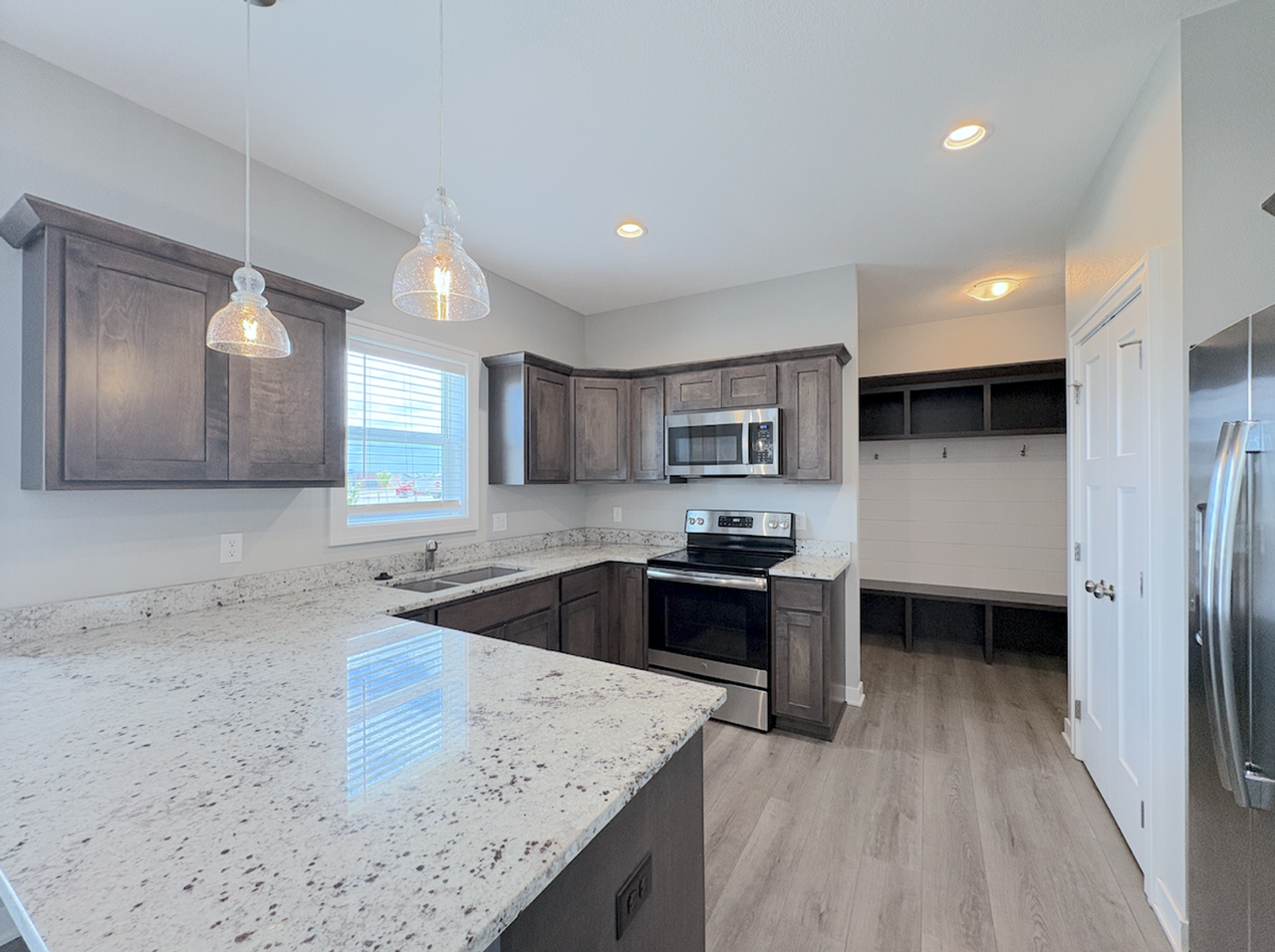 5110 Nw 15th St - Photo 2 of 27