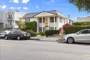 featured image of 1537 Centinela Ave