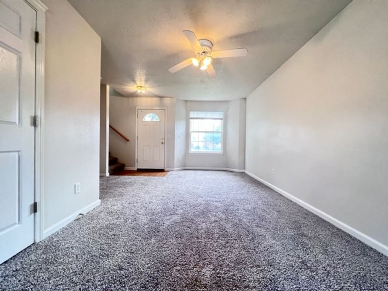 3016 W Madison Ave - Photo 3 of 15