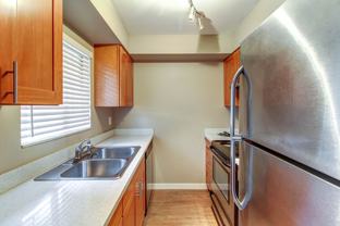 Alki 12 Apartments are located just blocks from Alki Beach. - Photo 1 of 1