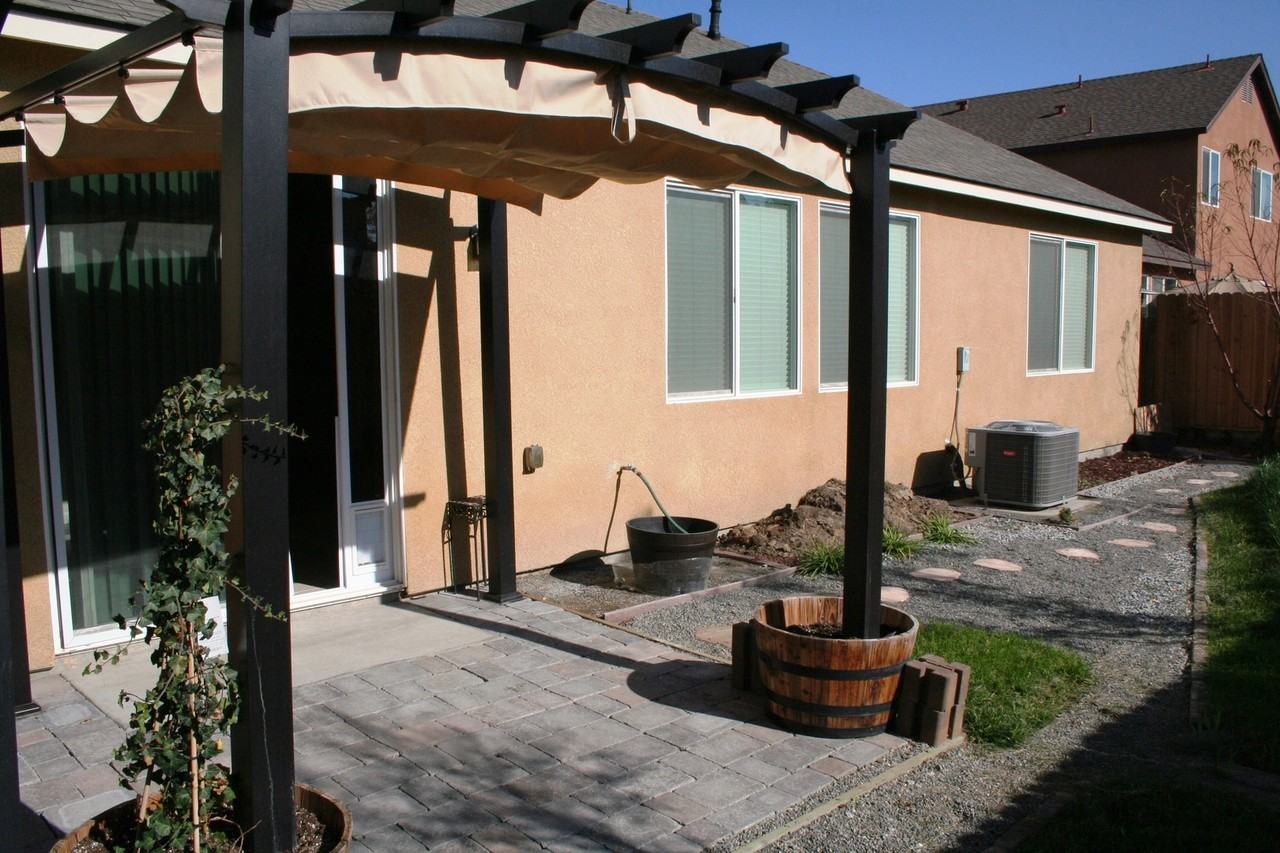 667 Visconti St - Photo 6 of 6