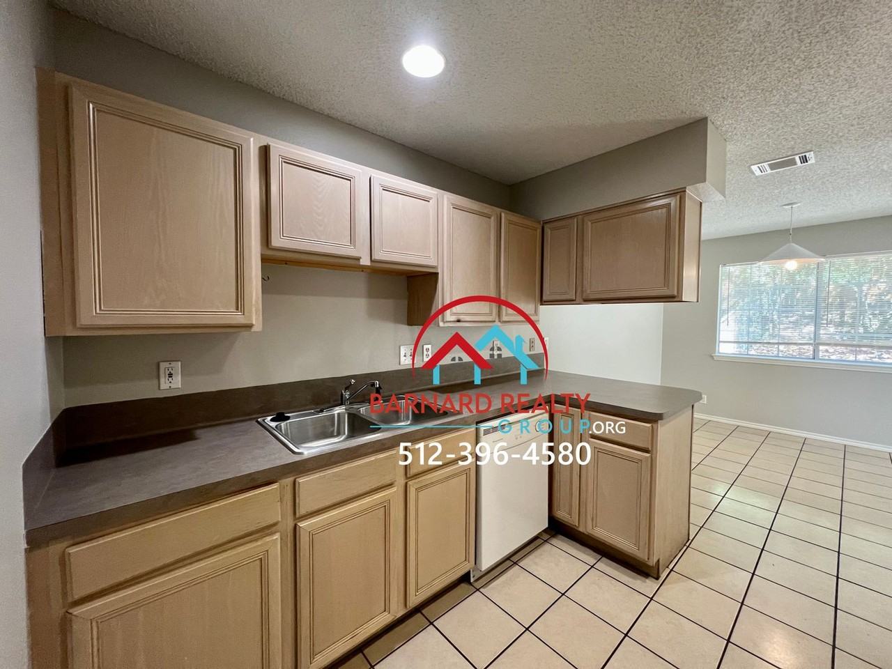 127 Crest Dr - Photo 6 of 25