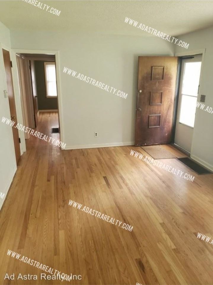 9203 Vaughn Ave - Photo 6 of 22