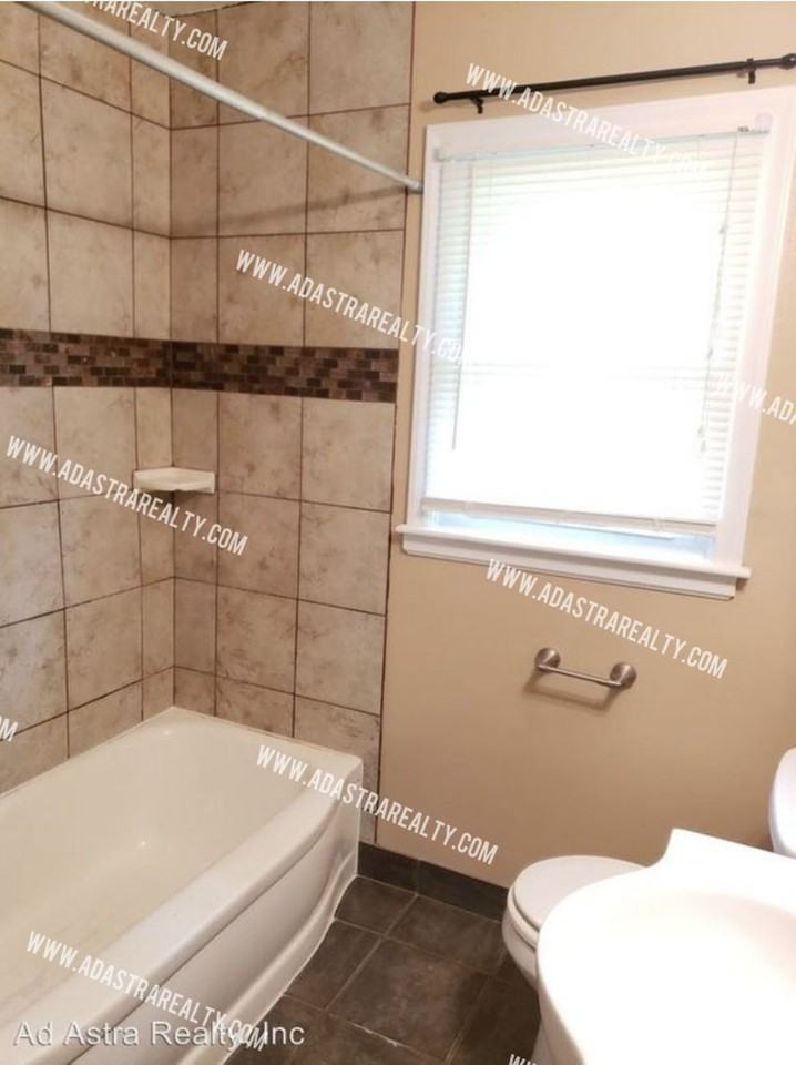 9203 Vaughn Ave - Photo 6 of 22