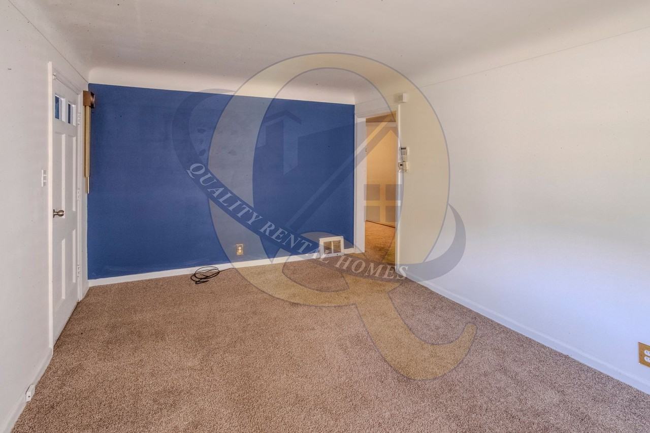 628 Alvord Ave - Photo 4 of 18