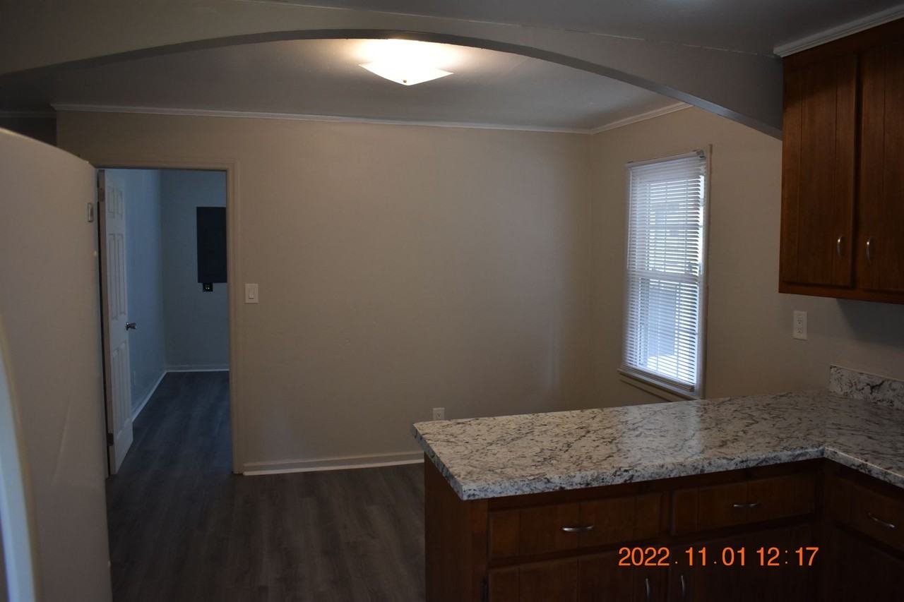 608 N 16th St - Photo 6 of 17