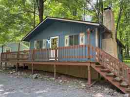 featured image of 1513 Locust Ln