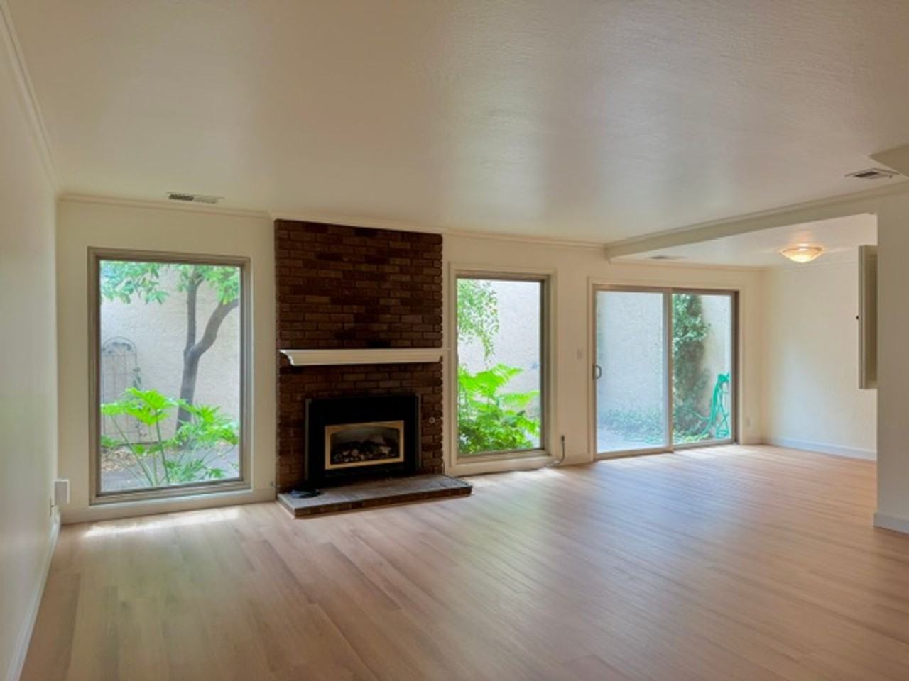 1644 Candelero Ct - Photo 3 of 21