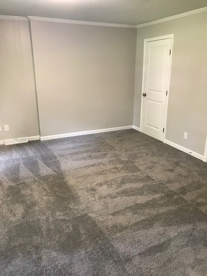 238 S Cliffdale Dr - Photo 3 of 16