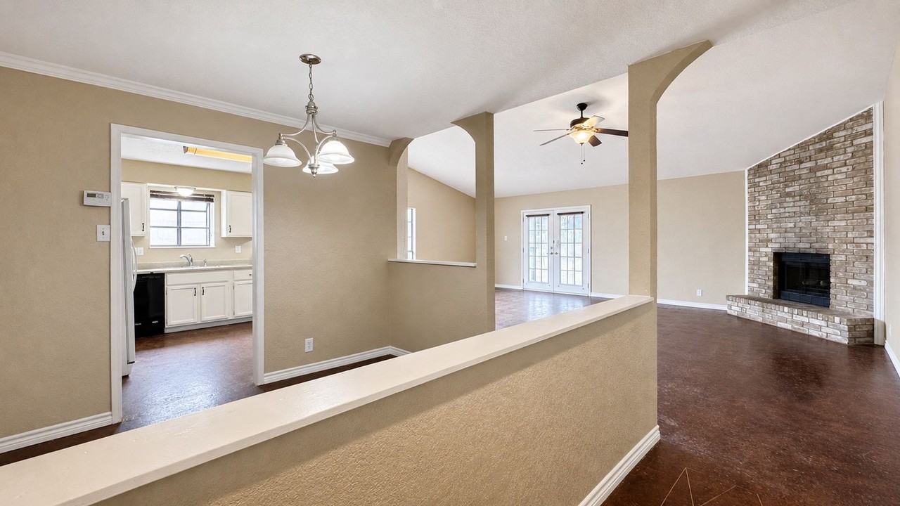 3426 Meadow Head Dr - Photo 3 of 22