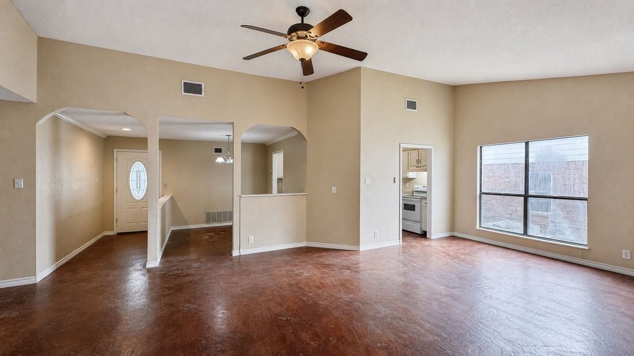 3426 Meadow Head Dr - Photo 6 of 22