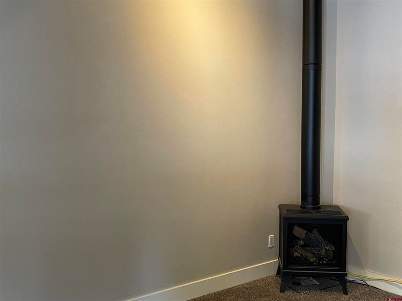 1158 Cloud Cap Ave #B - Photo 3 of 11