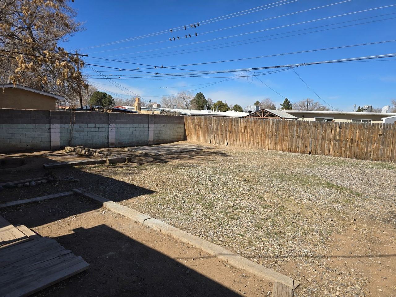 4811 Comanche Rd Ne - Photo 6 of 45
