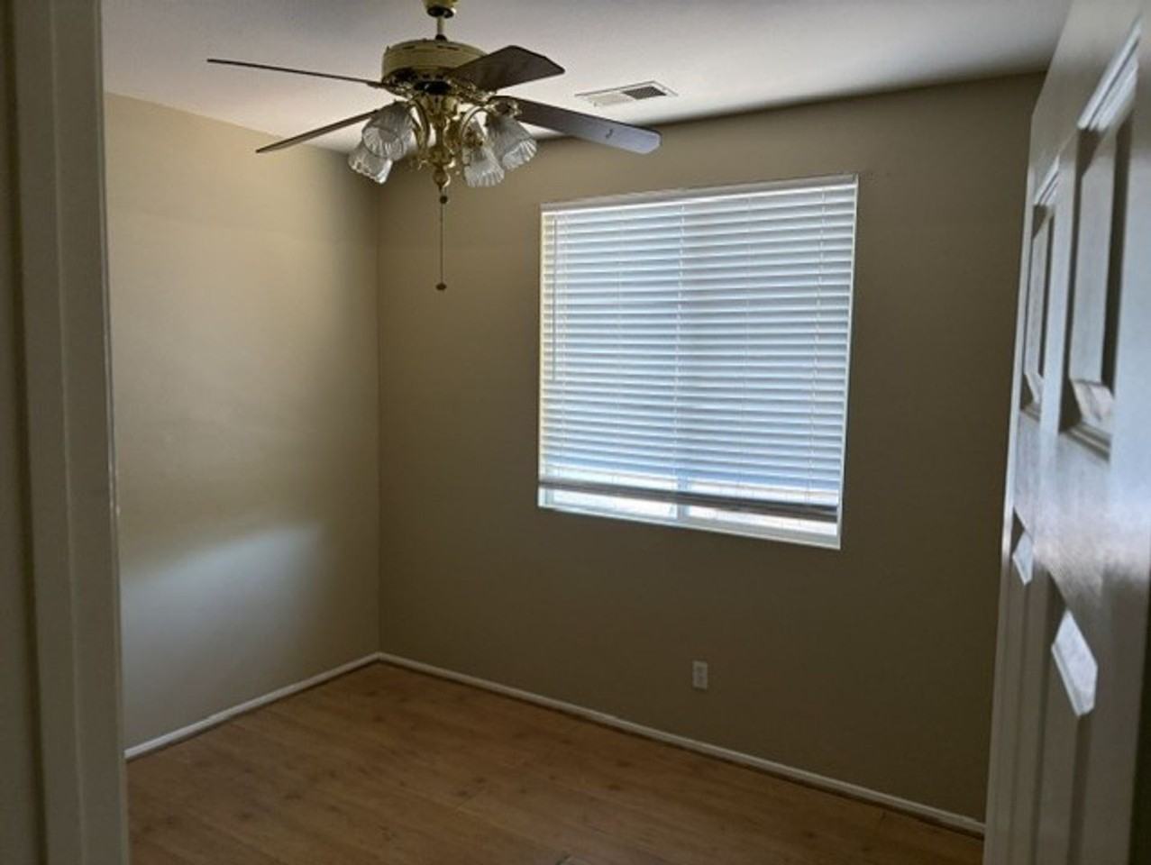 37799 Amber Ln - Photo 6 of 15