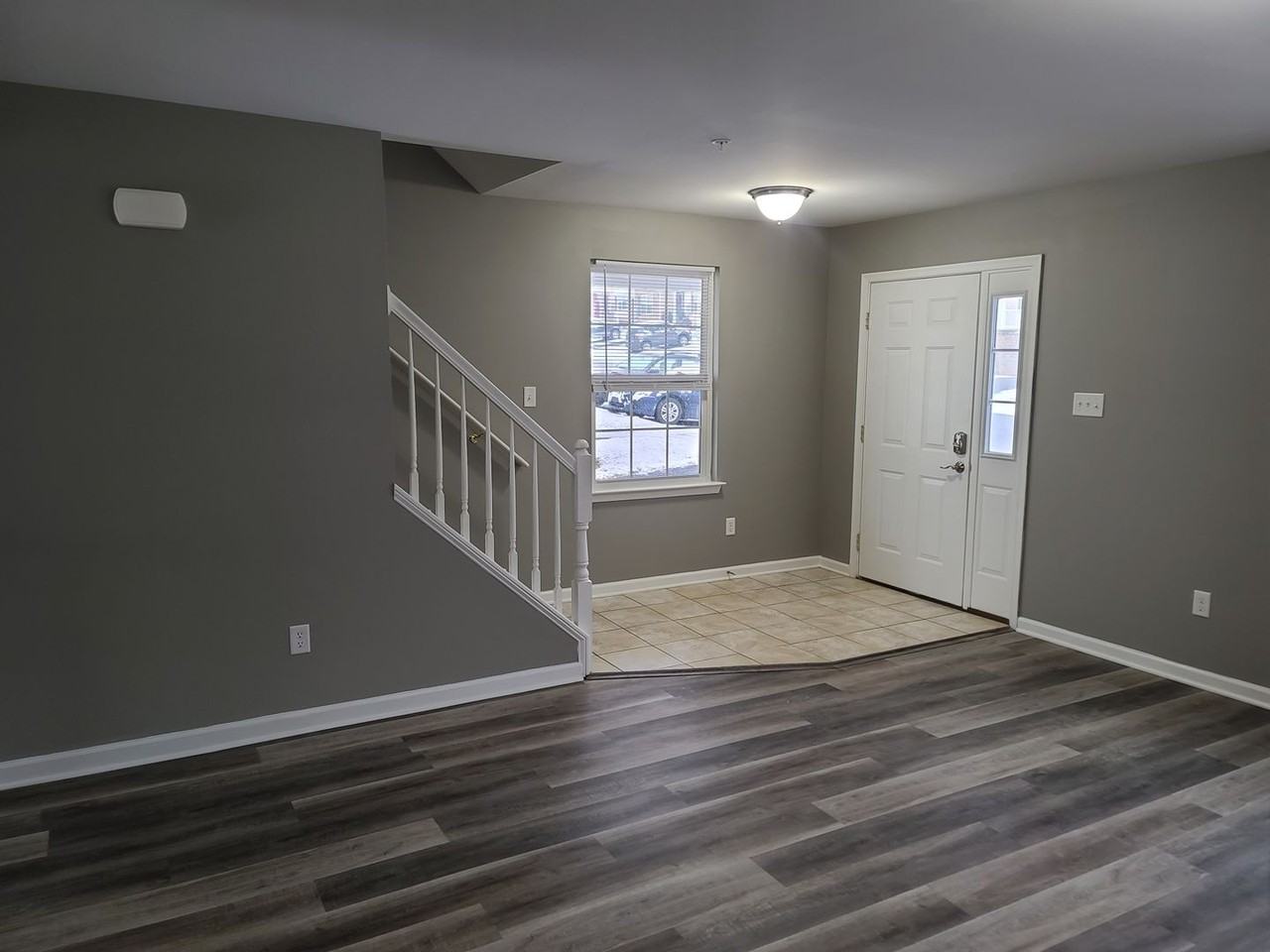 395 Viewpoint Way - Photo 5 of 43