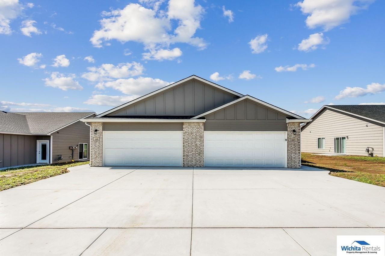 101 E Santa Fe Cir