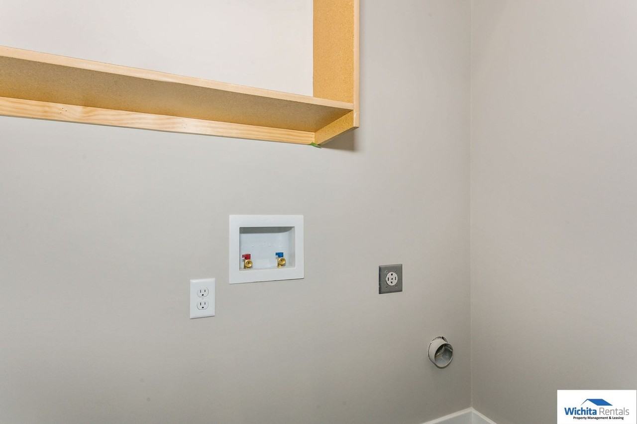 101 E Santa Fe Cir - Photo 4 of 13