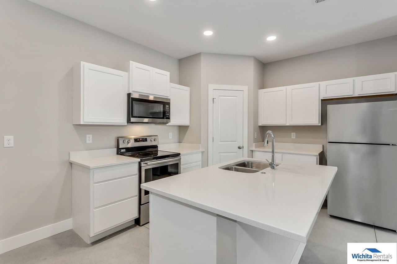 101 E Santa Fe Cir - Photo 5 of 13