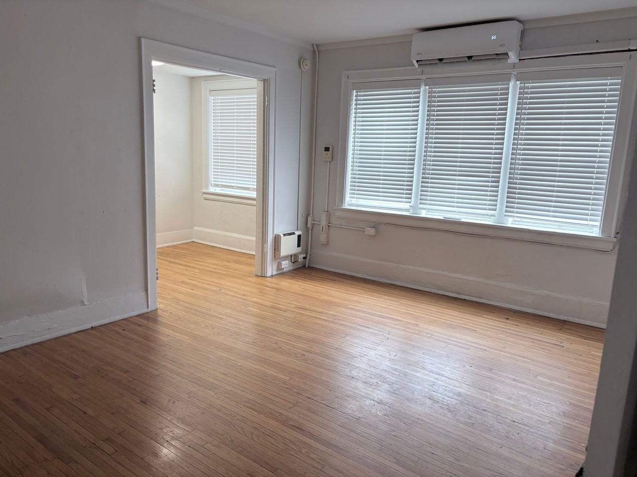 8th Street Apartments - Photo 7 of 27