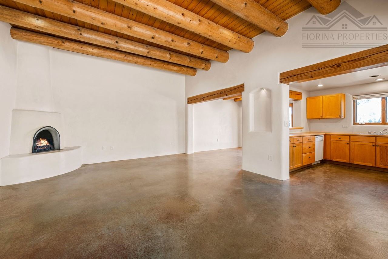 530-B Lolita St - Photo 6 of 23