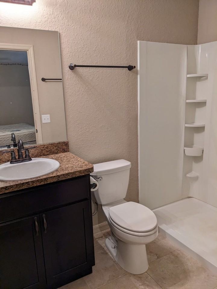 2870 Se 140th Pl - Photo 5 of 6