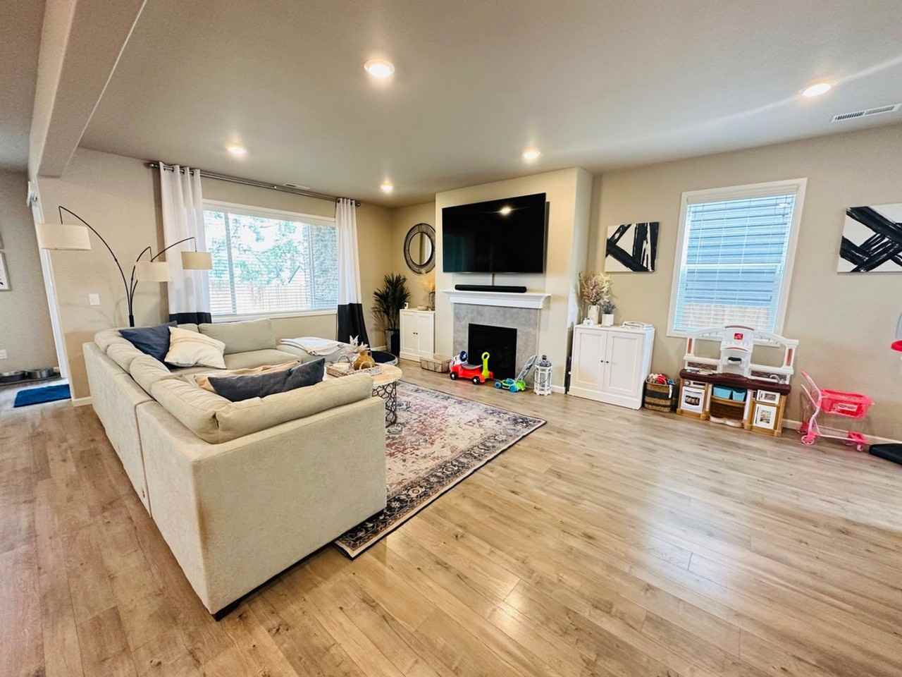 13768 Se 184th Pl - Photo 5 of 32