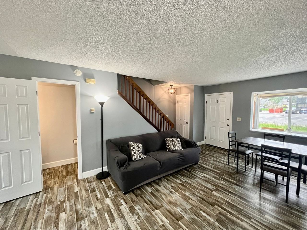 7618 Lexington Manor Dr - Photo 4 of 12