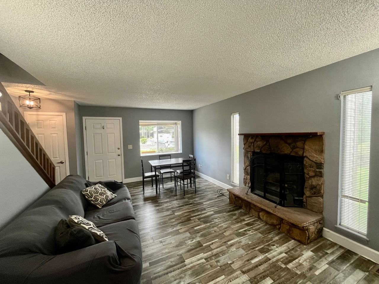 7618 Lexington Manor Dr - Photo 6 of 12