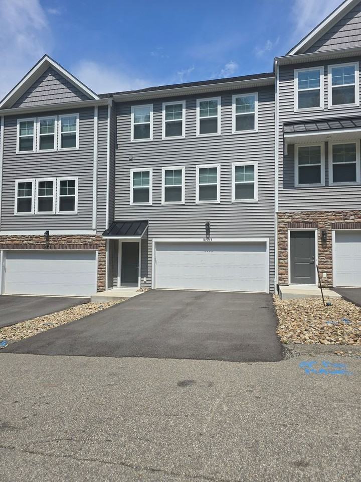 5003 Stefano Dr - Photo 2 of 46