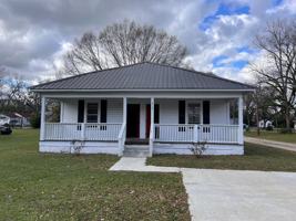 featured image of 411 E Troy St