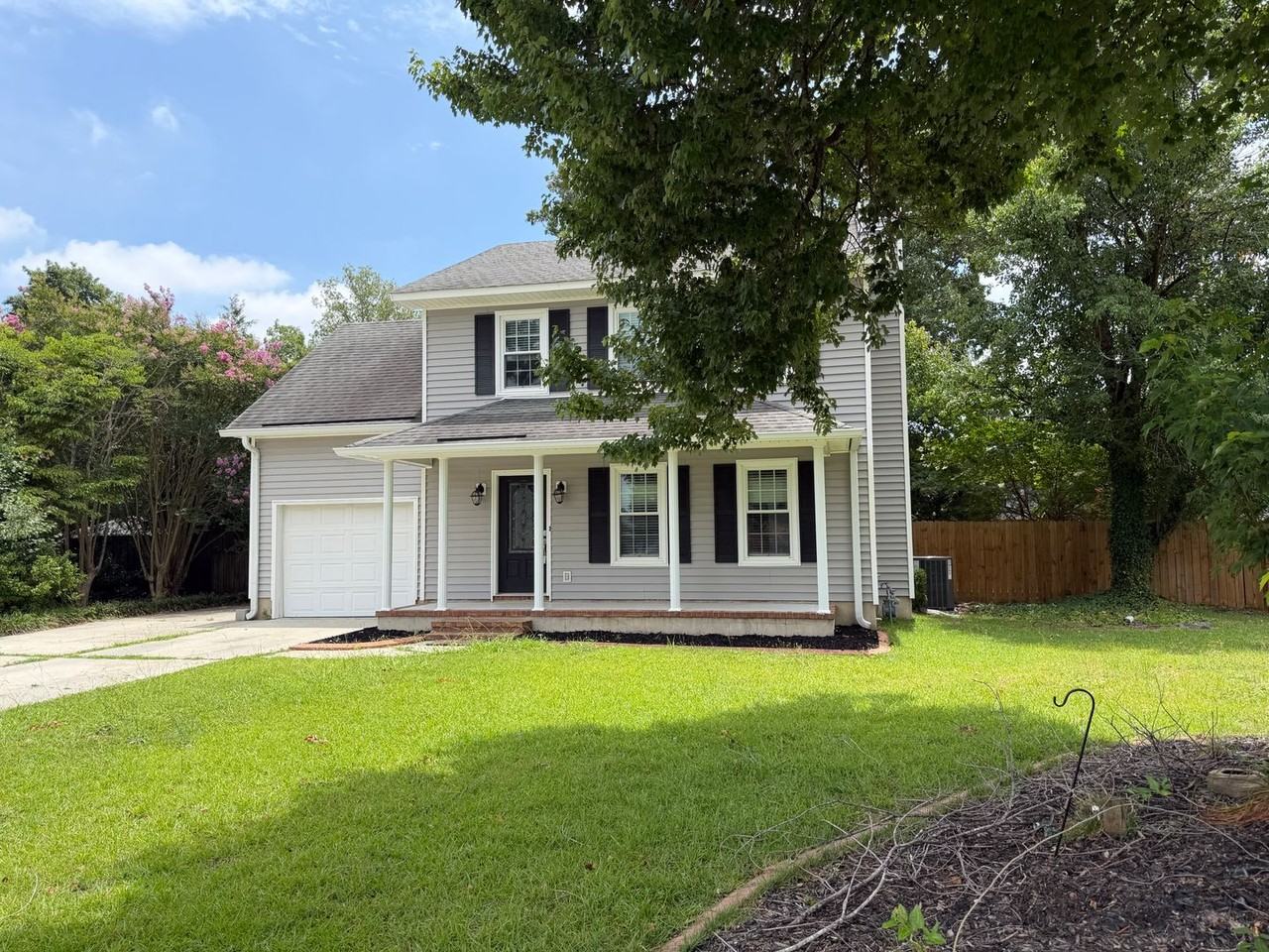 193 Amelia Dr W - Photo 2 of 30