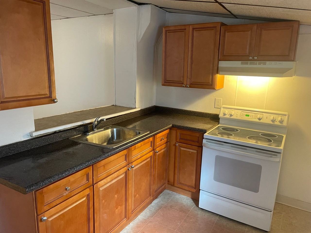 6330 Wheeler St - Photo 3 of 7