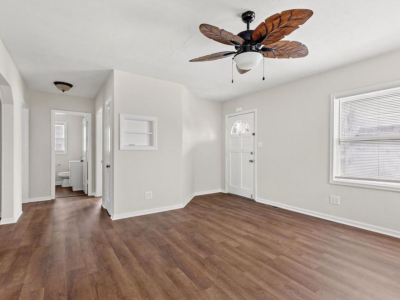1019 Liberty Rd - Photo 2 of 22