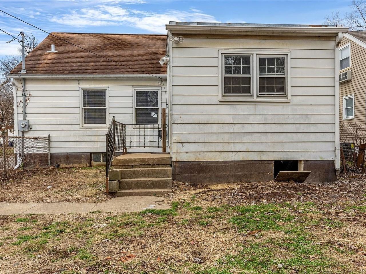 1019 Liberty Rd - Photo 5 of 22